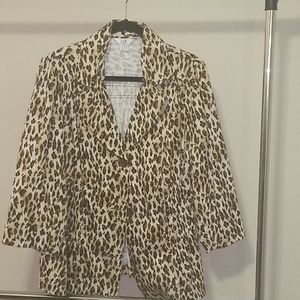 Leopard print blazer